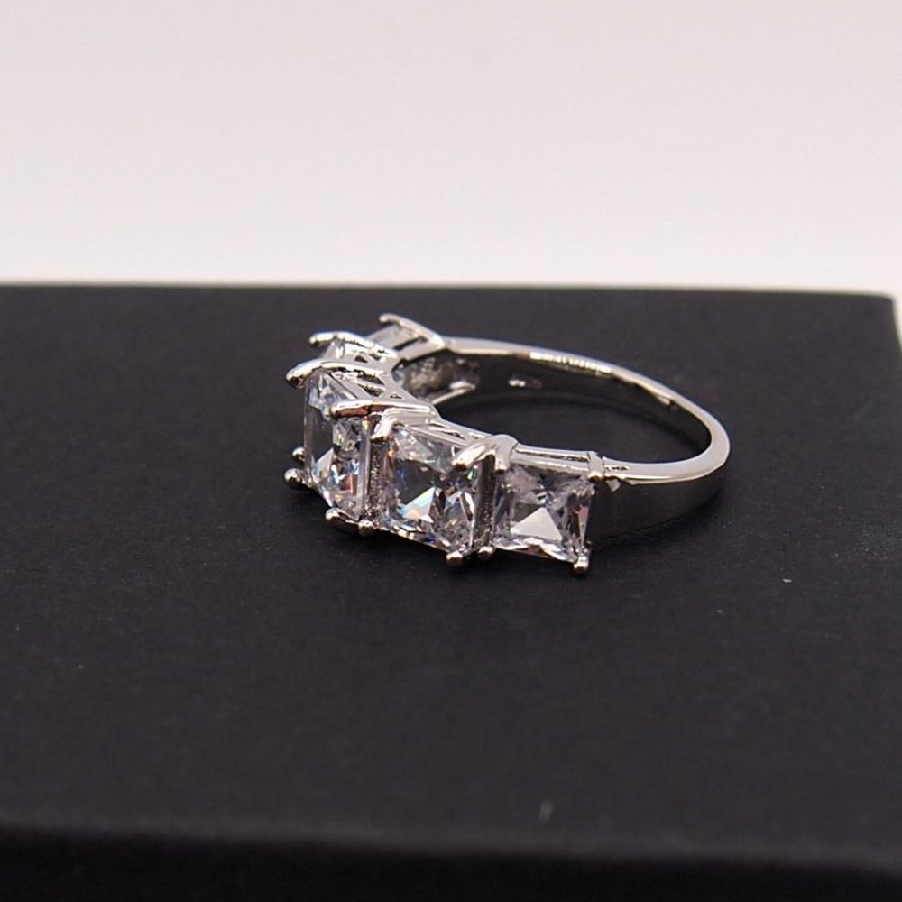 Incredible 5 Stone 6.00ctw Princess Cut Ring " Must See " - Picture 8 of 11